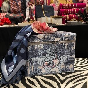 Dior Around The World Toile GWP Compliments of Dior Beauty